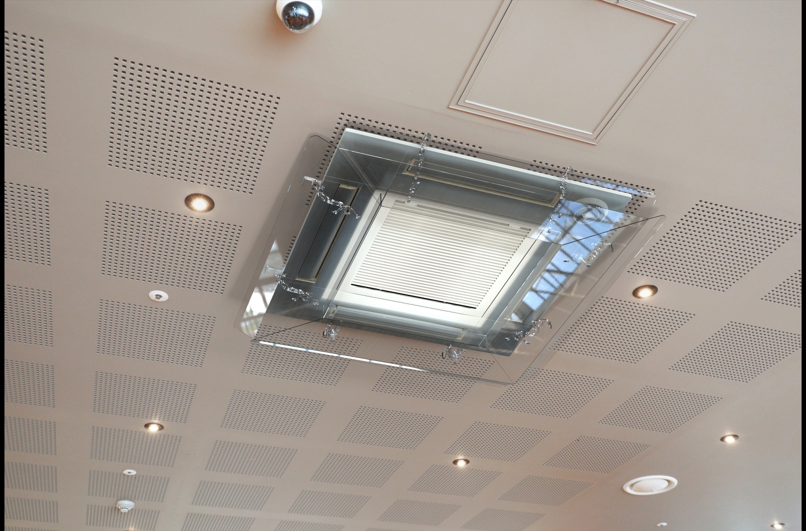 URUN-4.446_1600x1055